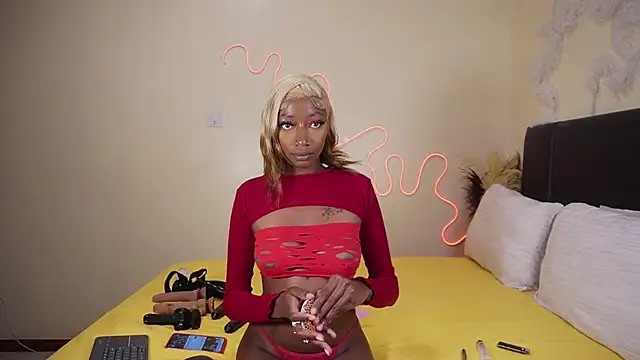  Watuluv  online show from January 30, 2025, 4:13 pm