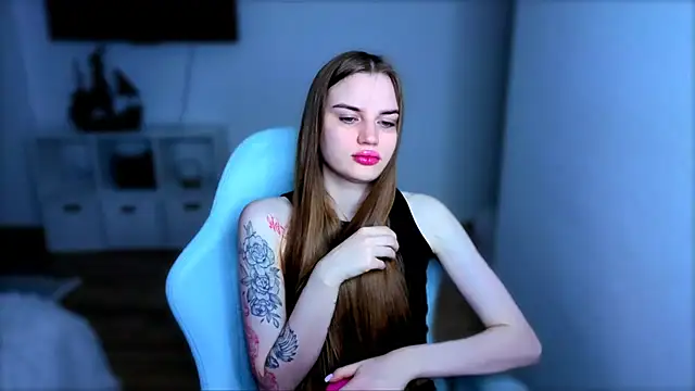 StellaLawless online show from November 22, 2025, 9:35 pm