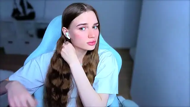 StellaLawless online show from October 16, 2025, 12:24 pm