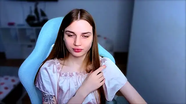 StellaLawless online show from November 1, 2025, 7:24 am