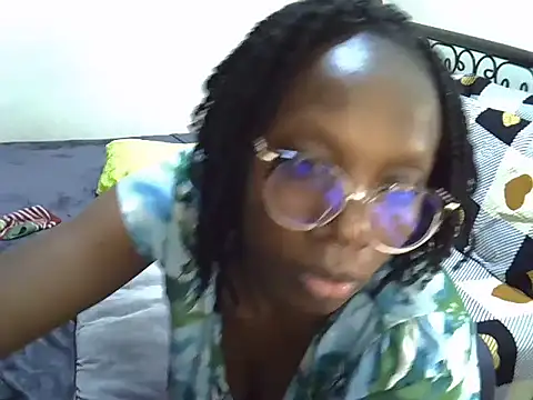 Sweet Bear online show from October 4, 2025, 5:14 pm