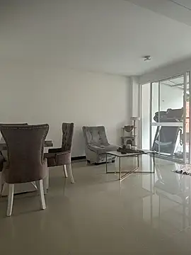 valecruz903 online show from October 20, 2025, 6:08 pm