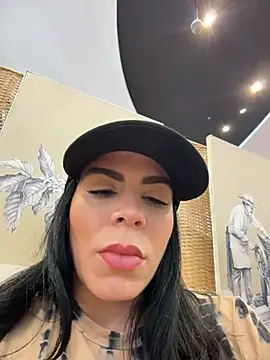 Snapshot of valecruz903 chatting on February 17, 2026, 2:47 pm valecruz903 online show from February 17, 2026, 2:47 pm