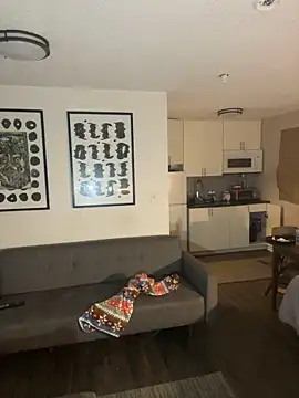 TheOnlyTwinTowers online show from March 5, 2026, 6:21 am