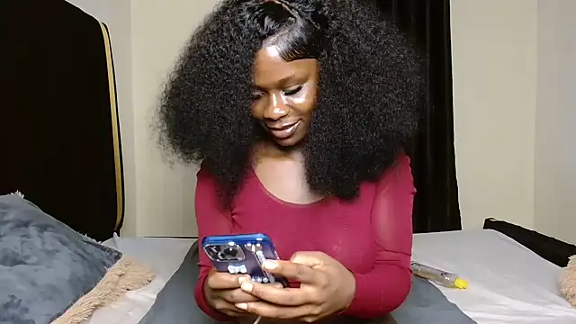 Snapshot of sexxytracy chatting on May 7, 2026, 3:04 pm sexxytracy online show from May 7, 2026, 3:04 pm