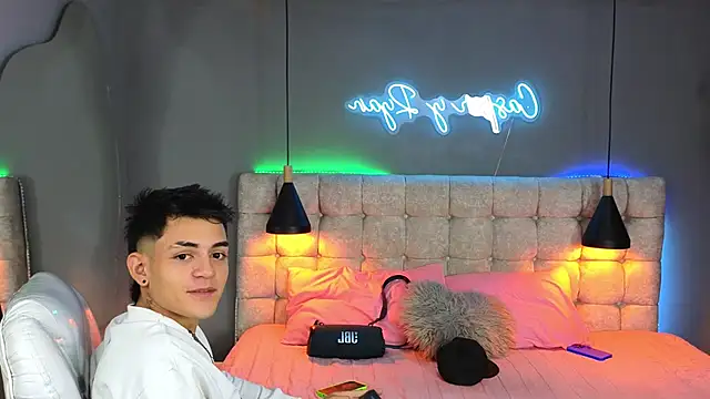 Paradise boy s online show from December 9, 2024, 11:24 pm