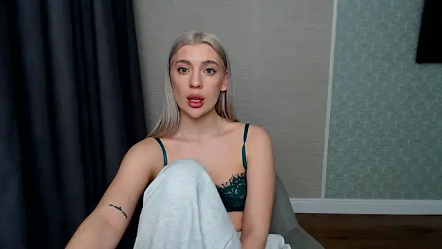 hot-sasha9 online show from March 10, 2026, 9:08 pm