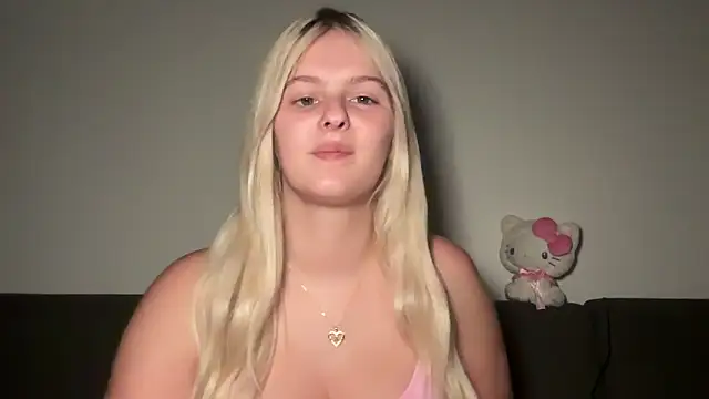 Allylove03 online show from June 23, 2026, 4:27 pm