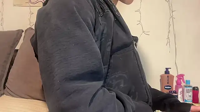 tsjaden777 online show from April 5, 2026, 3:46 am