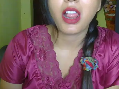 Model-Tanya online show from March 16, 2025, 6:01 pm