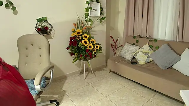 Snapshot of amelyaDreams chatting on February 18, 2025, 7:30 pm amelyaDreams online show from February 18, 2025, 7:30 pm