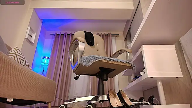 Snapshot of amelyaDreams chatting on February 3, 2025, 11:26 pm amelyaDreams online show from February 3, 2025, 11:26 pm