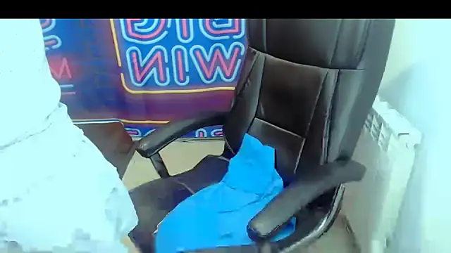 kerakiss877 online show from March 23, 2025, 3:32 am