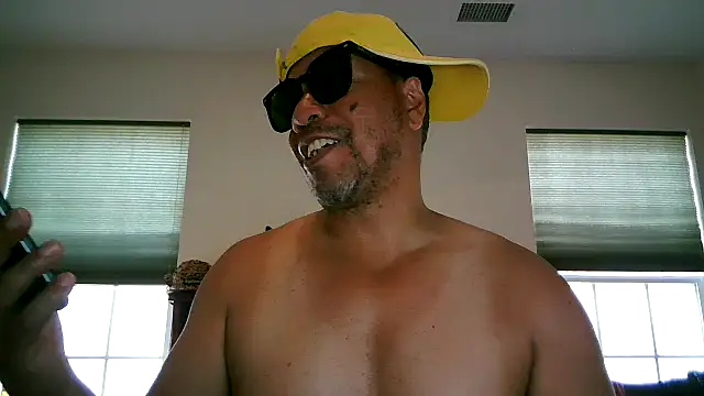 Snapshot of pimpdaddy4ever chatting on May 3, 2026, 6:55 pm pimpdaddy4ever online show from May 3, 2026, 6:55 pm