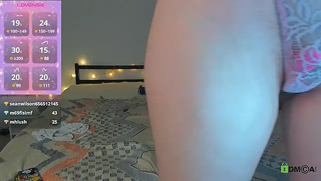 Snapshot of kimberly_ur_heart chatting on February 20, 2025, 12:08 am kimberly ur heart online show from February 20, 2025, 12:08 am