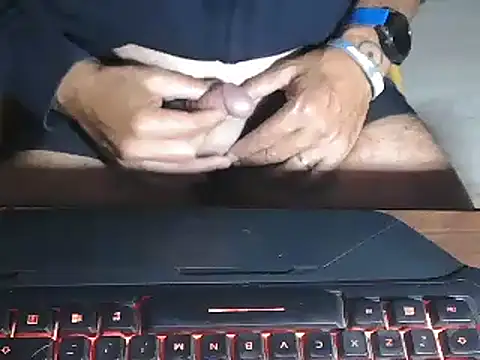 Adri gard online show from September 17, 2025, 10:01 pm