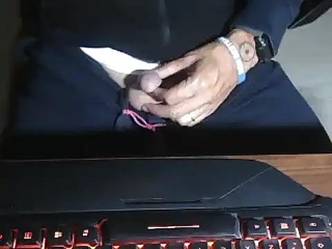 Adri gard online show from October 2, 2025, 8:56 pm