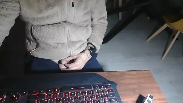 Adri gard online show from March 21, 2026, 9:19 pm