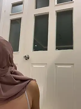 Amberonee31 online show from February 17, 2025, 1:44 pm