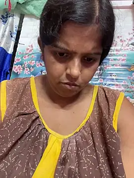 Snapshot of Beauty-queen chatting on November 7, 2025, 11:26 am Beauty-queen online show from November 7, 2025, 11:26 am