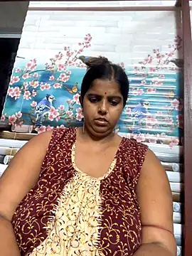 Snapshot of Beauty-queen chatting on September 10, 2025, 1:21 pm Beauty-queen online show from September 10, 2025, 1:21 pm