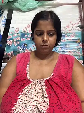 Snapshot of Beauty-queen chatting on October 11, 2025, 10:49 am Beauty-queen online show from October 11, 2025, 10:49 am