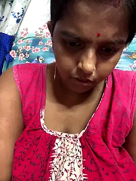 Snapshot of Beauty-queen chatting on September 12, 2025, 11:10 am Beauty-queen online show from September 12, 2025, 11:10 am