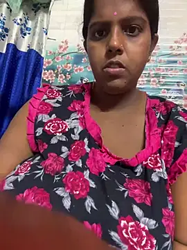 Beauty-queen online show from March 30, 2026, 3:02 pm