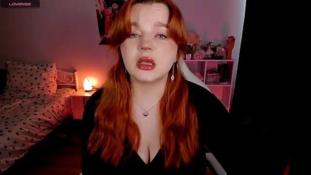  Lisa x online show from October 26, 2025, 10:04 am