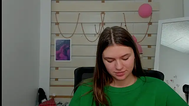 Josephine Kiss online show from February 20, 2025, 4:36 pm