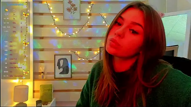 Josephine Kiss online show from October 7, 2025, 4:52 pm