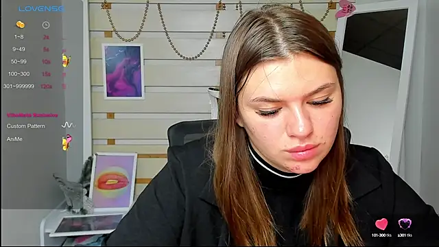 Josephine Kiss online show from September 10, 2025, 7:46 pm