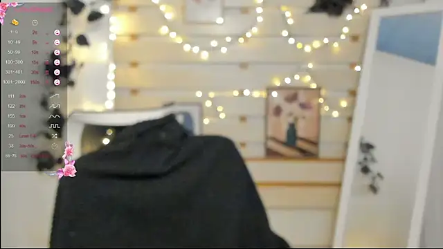 Josephine Kiss online show from March 12, 2026, 11:03 am