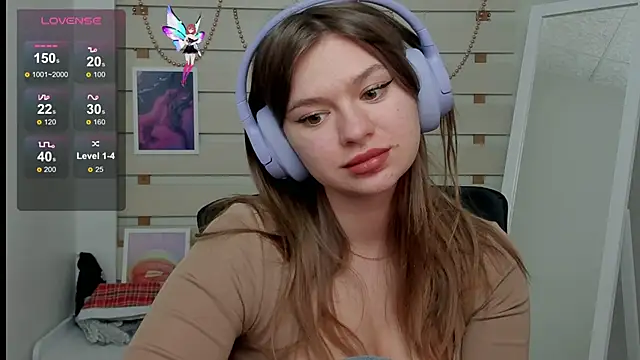 Josephine Kiss online show from March 16, 2025, 10:44 am