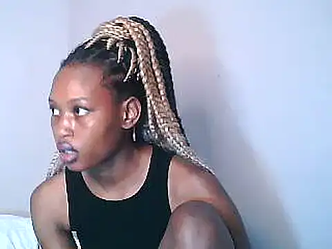 Snapshot of Sweet_Vinkah chatting on January 16, 2025, 8:14 pm Sweet Vinkah online show from January 16, 2025, 8:14 pm