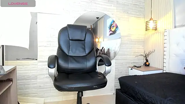 Snapshot of sussy__stone chatting on April 23, 2026, 12:11 pm sussy stone online show from April 23, 2026, 12:11 pm