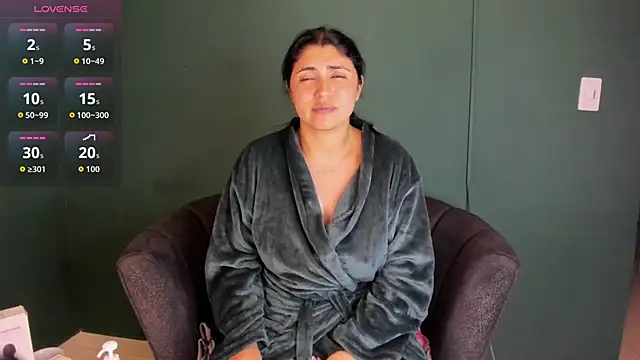 Danna 777  online show from September 23, 2025, 9:49 am