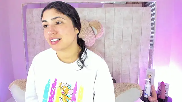 Danna 777  online show from November 26, 2025, 10:10 pm