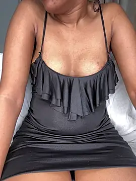 Snapshot of Ravishing_Rubi chatting on June 14, 2026, 3:08 am Ravishing Rubi online show from June 14, 2026, 3:08 am