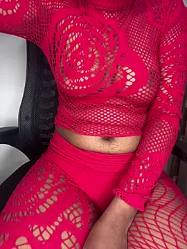 Snapshot of Ravishing_Rubi chatting on July 15, 2026, 11:23 pm Ravishing Rubi online show from July 15, 2026, 11:23 pm