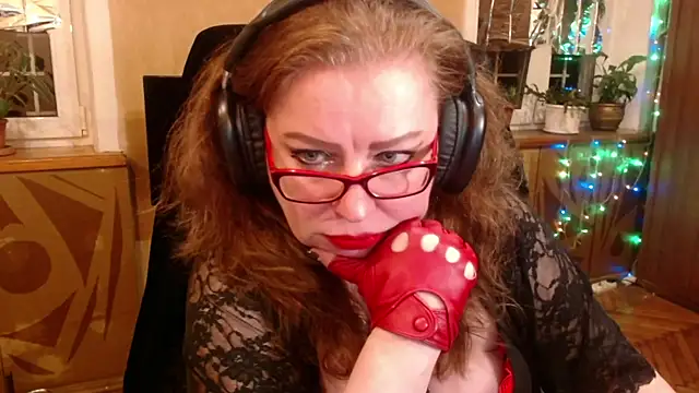 Miss Tress online show from September 28, 2025, 9:55 pm