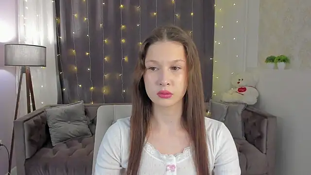 Cute  Alicia online show from February 20, 2025, 12:30 am