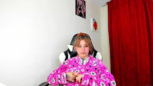 valent 27 online show from September 9, 2025, 2:32 am