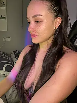 MisFrekcles  online show from February 12, 2026, 10:26 am