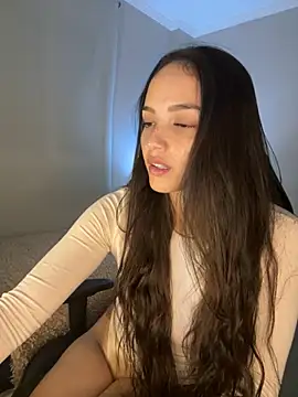 MisFrekcles  online show from October 1, 2025, 8:30 am