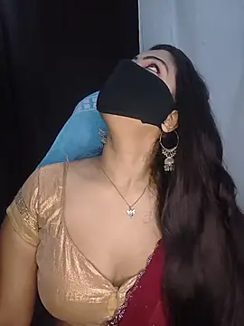 Snapshot of priya__angel chatting on June 4, 2026, 5:17 pm priya angel online show from June 4, 2026, 5:17 pm