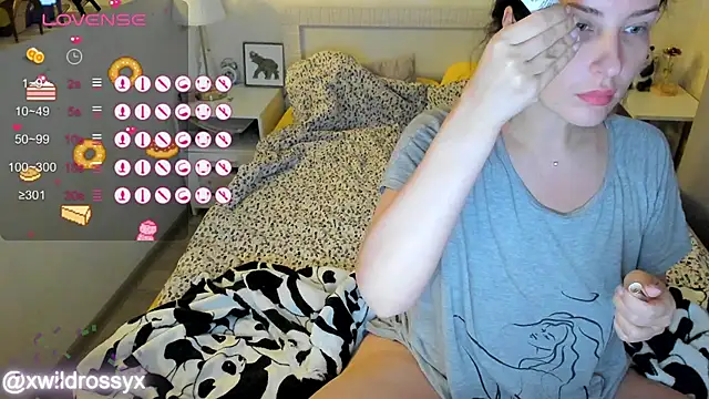 wildrossy online show from October 1, 2025, 5:56 am