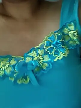 Lanyingxin18 online show from June 11, 2026, 8:17 pm