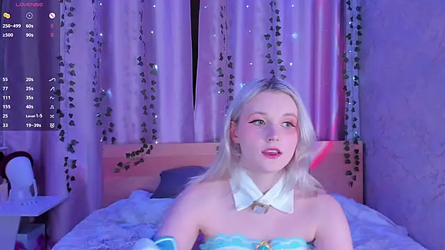 SweeteRose Royce online show from December 11, 2024, 5:37 pm