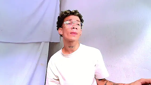 mateodeamjo online show from June 12, 2026, 3:32 pm